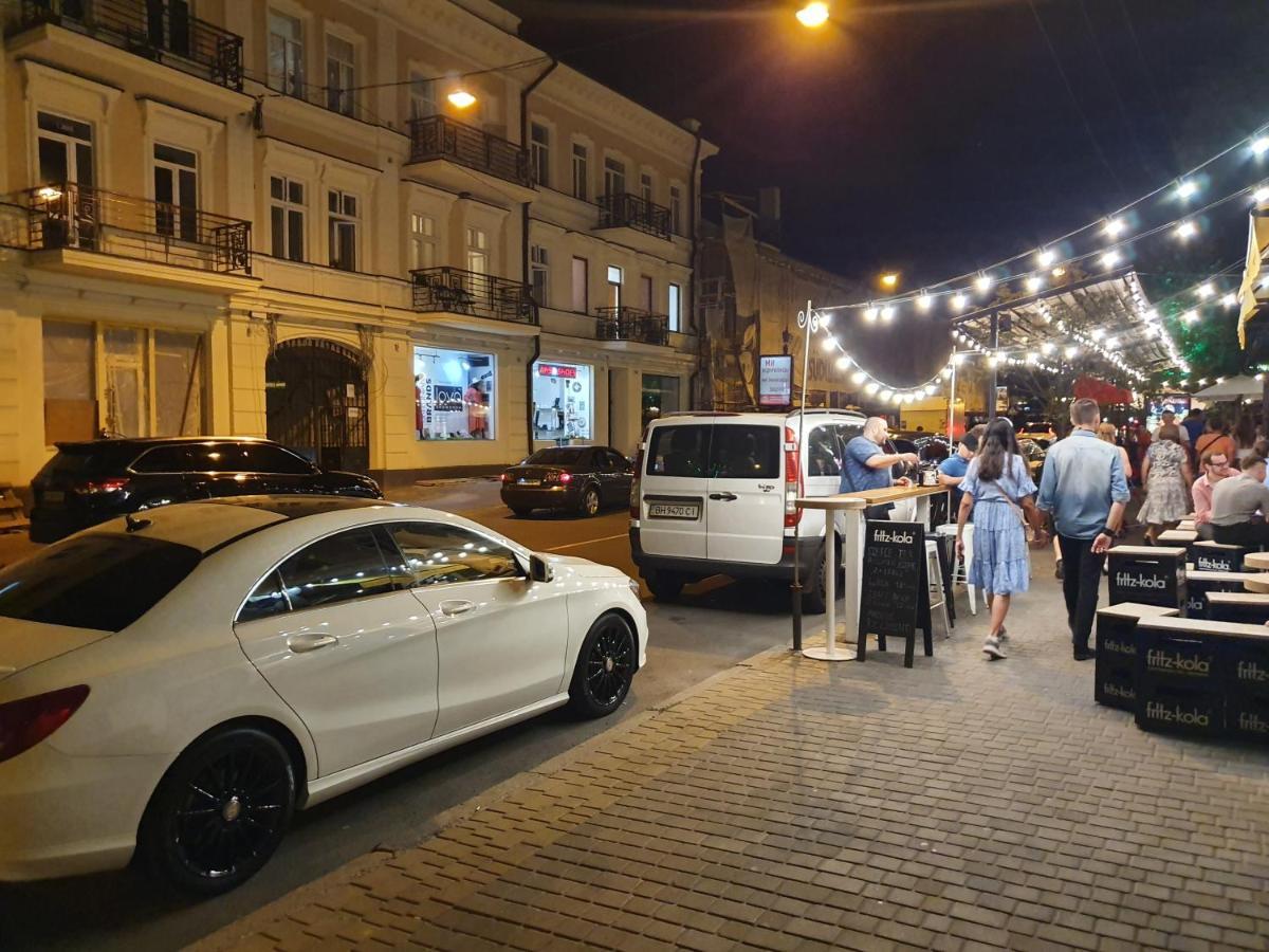Central Apartments Odessa Luaran gambar