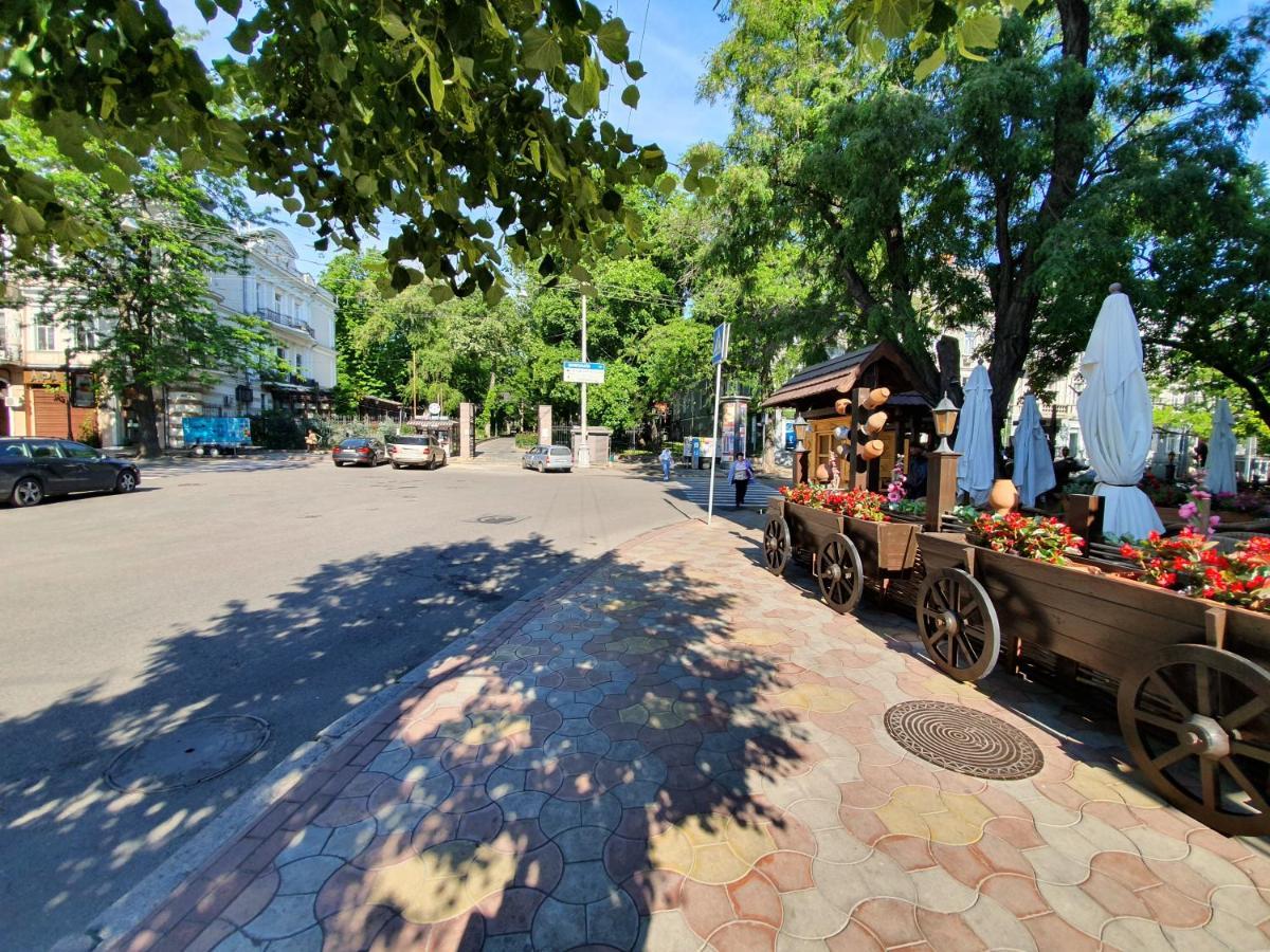 Central Apartments Odessa Luaran gambar